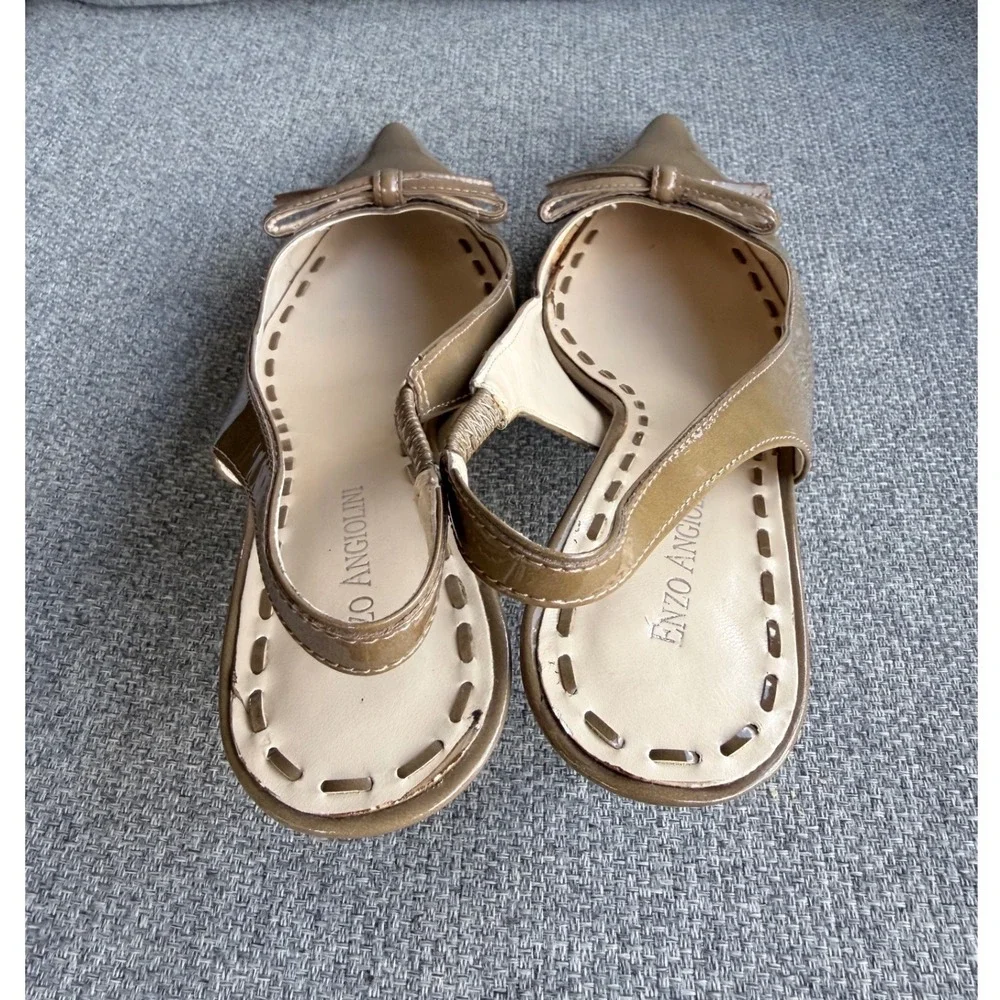 Enzo Angiolini Eakeller Slingback Pumps Womens 8.5M Tan Patent Leather Excellent - Picture 9 of 11